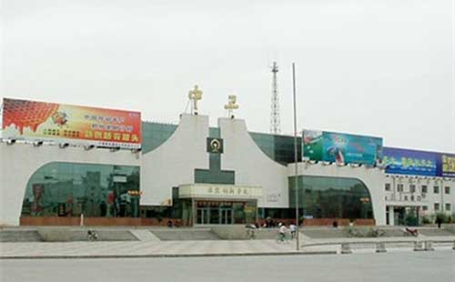 中衛(wèi)火車站增設(shè)兩臺人臉識別核驗閘機(jī)